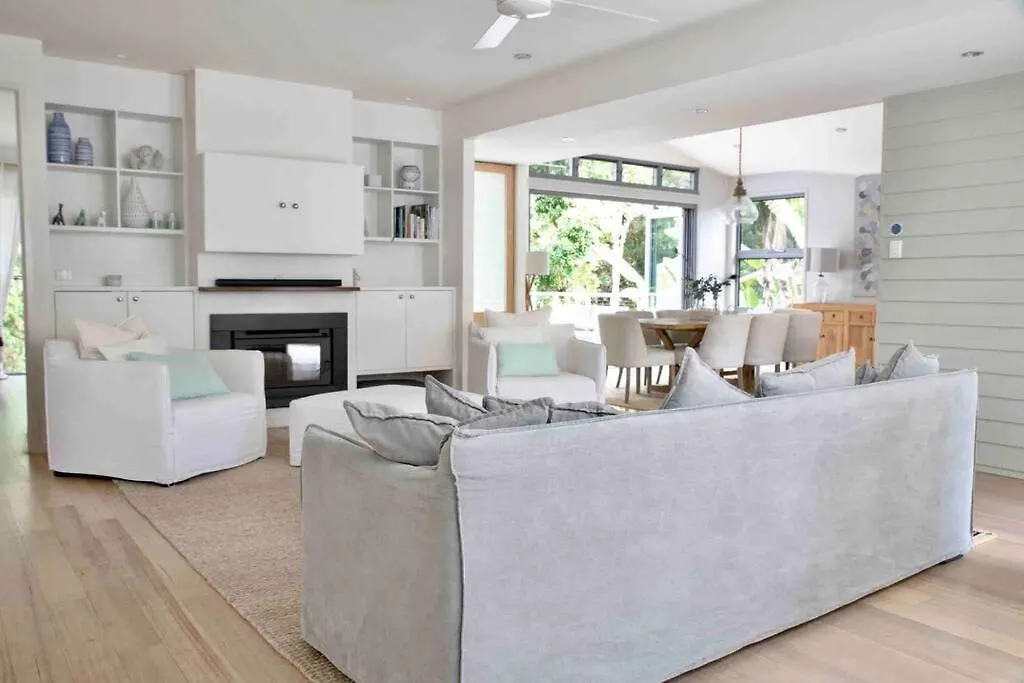 Indigo Blue - 600M To Beach, Pet By Approval Yaroomba Feriehus